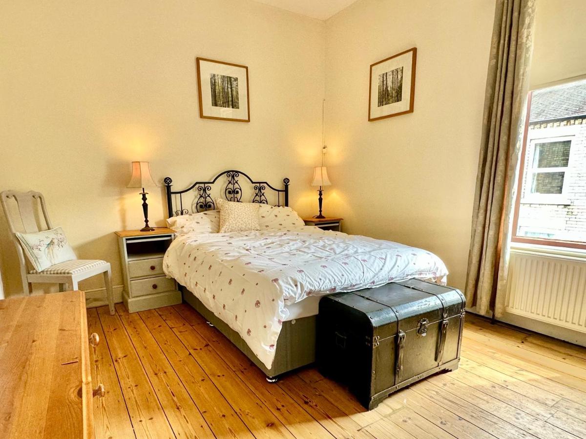 Villa Creaking à York Extérieur photo