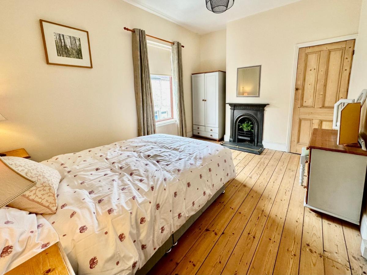 Villa Creaking à York Extérieur photo